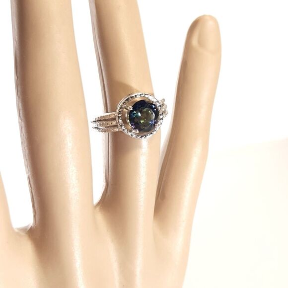 Blue Mystic Gemstone 1.9 Carats Ring Size 7 - Picture 7 of 7